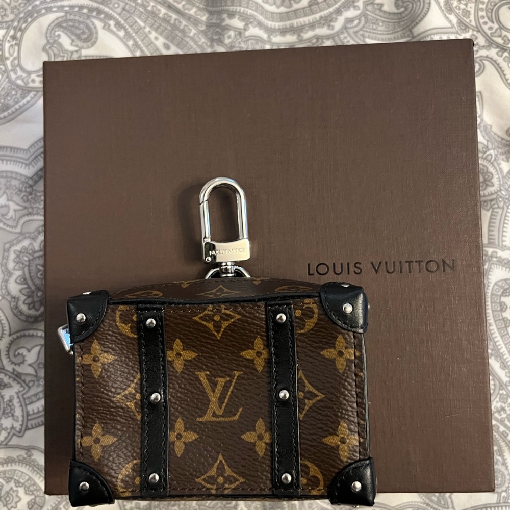 Louis Vuitton small trunk accessory
